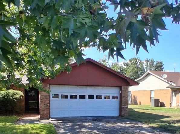 309 Dorthy Orton Dr, Hugo, OK 74743