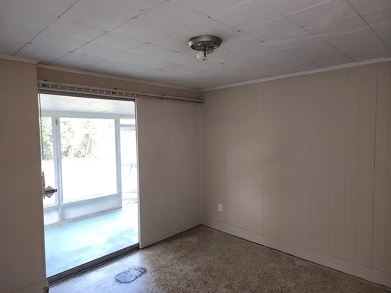 4806 Mineola St — Photo 15