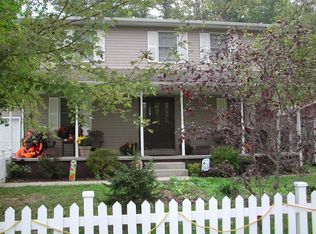 104 Adams Ridge Rd, Hazard, KY 41701