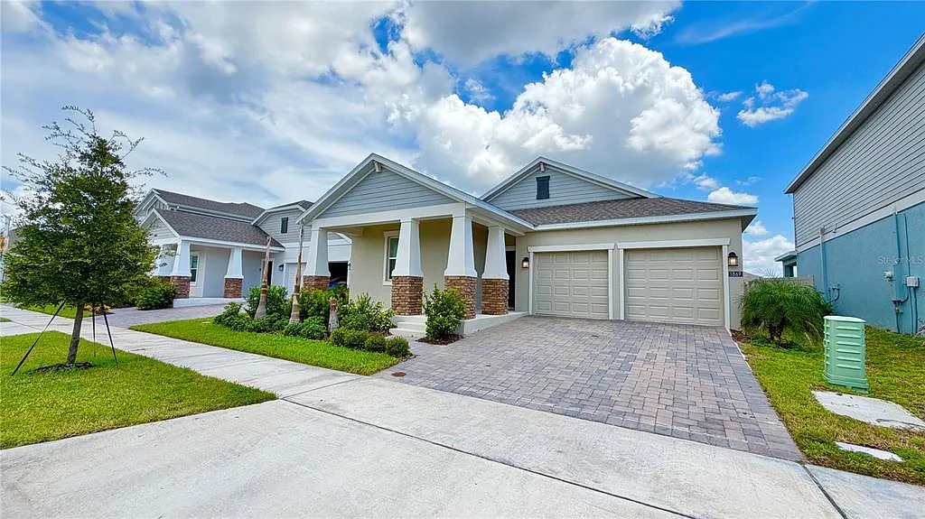 4 bed, 3.0 bath, 2151 sqft, $2,900 — Photo 2