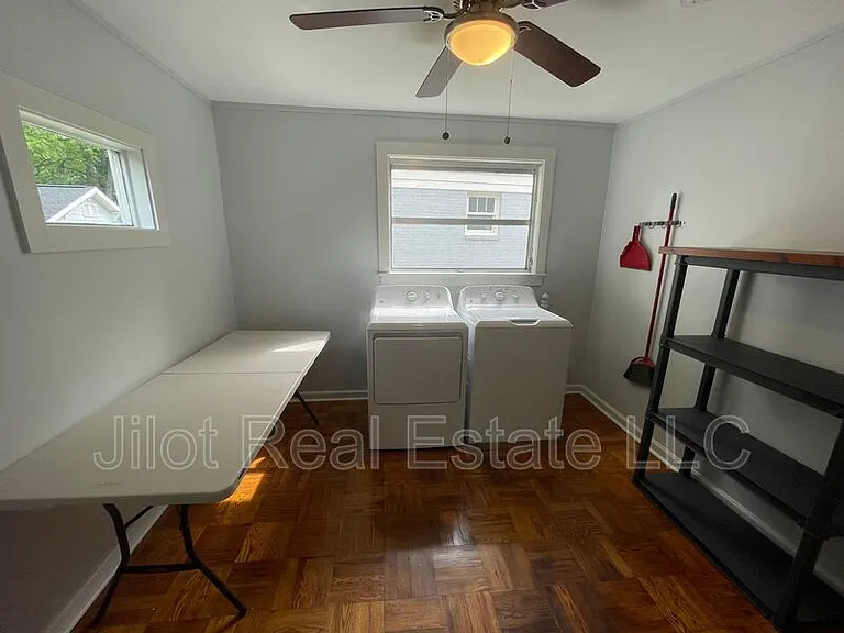 1845 Lakewood Ter SE — Photo 7