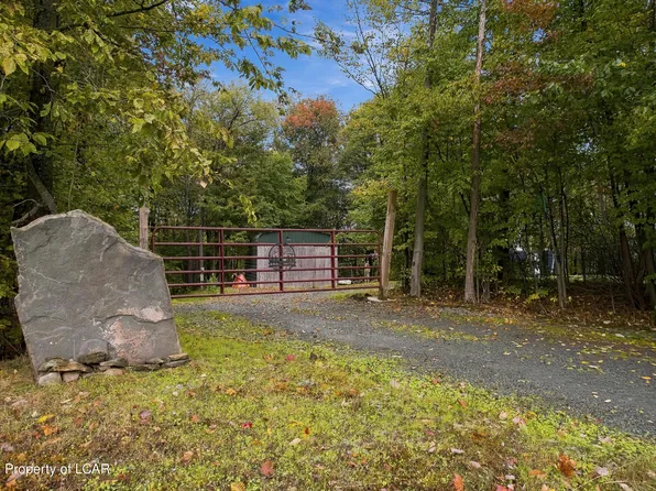 2600 Belmont Tpke, Union Dale, PA 18470