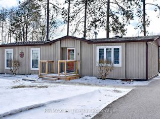 1 Golf Ave, Wasaga Beach, ON L9Z1K2