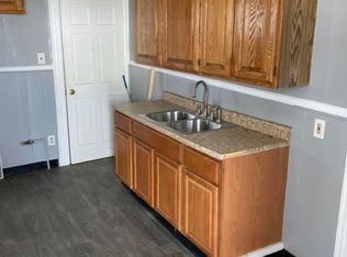 21 Peckham St, Rochester, NY 14621