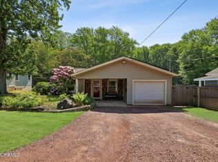 87 New Monmouth Rd, Middletown, NJ 07748
