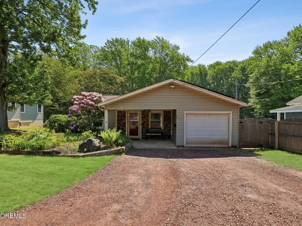 87 New Monmouth Road, Middletown, NJ 07748