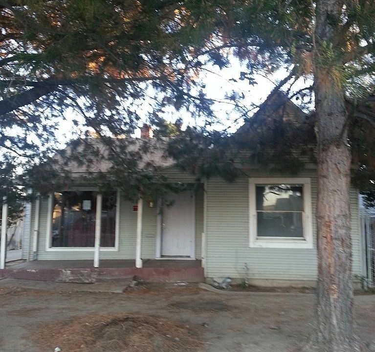 1st image of 220 E Vine St