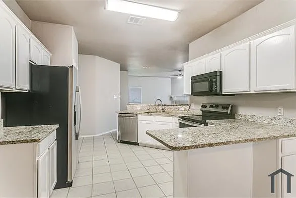 9705 Hedge Bell Dr — Photo 15