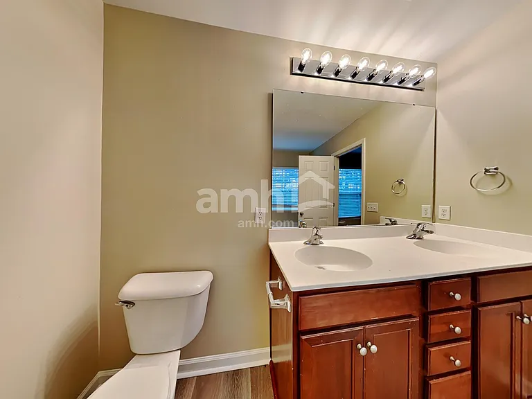 254 Cameron St — Photo 15