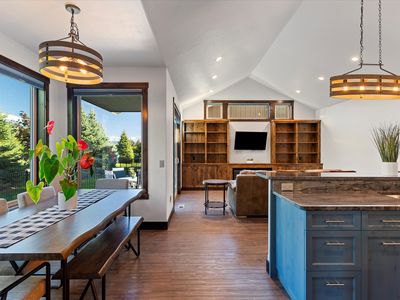 805 Broken Choker Ln, Bigfork, MT, 59911