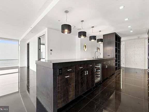 4th image of 1414 S Penn Sq Unit 6B