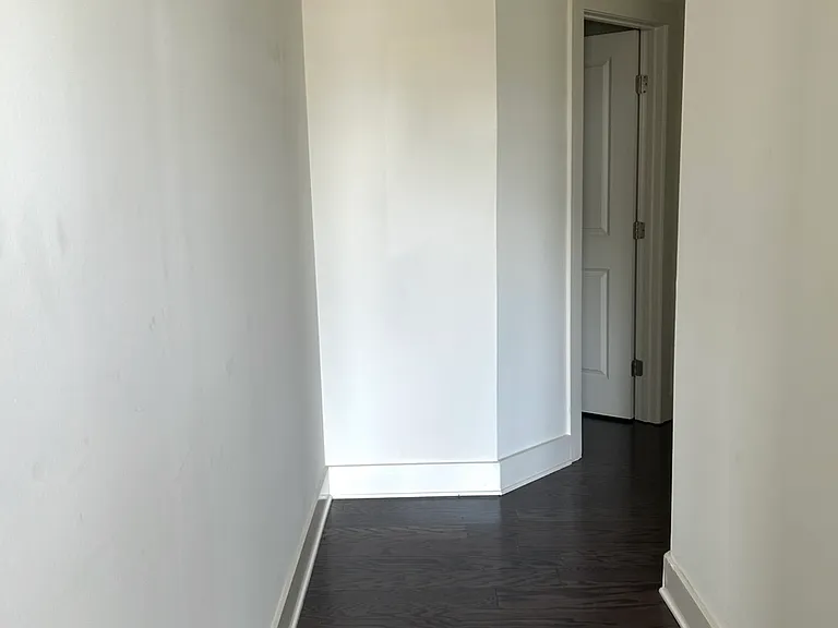 18 Steelwood Ct — Photo 3
