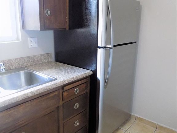 5th image of 303 W Ben Holt Dr APT 14