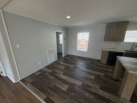 5th image of 4169 Shelly Dr #4169