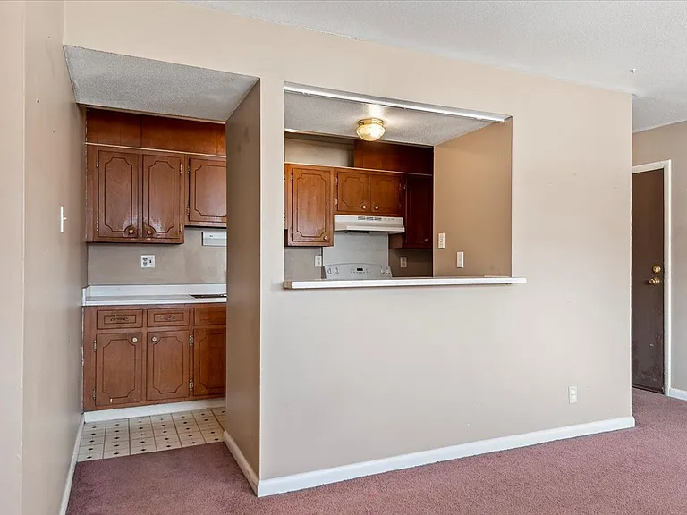 117 S Elder Ln #8 — Photo 6