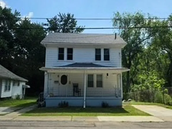 819 Keeney St, Akron, OH 44310