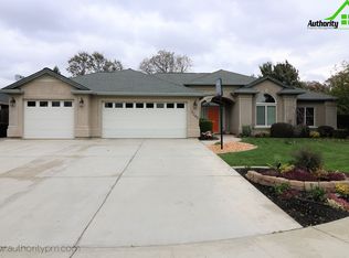 3242 Atletas Way, Redding, CA 96002