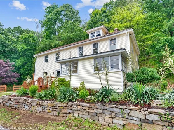 144 Bulkeley Hill Road, Colchester, CT 06415