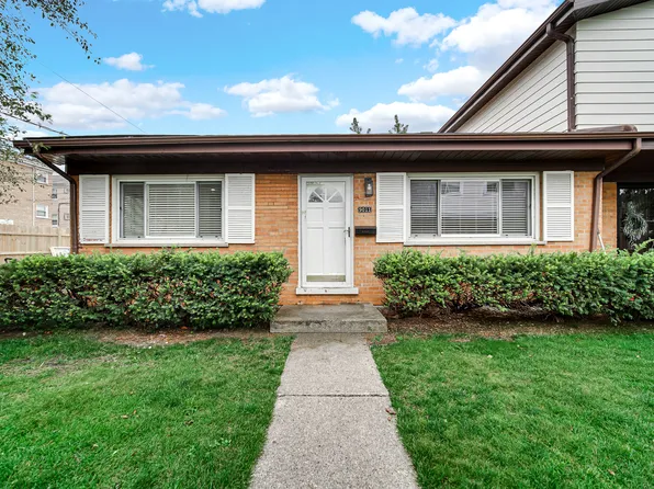 9011 N Clifton Ave #0, Niles, IL 60714