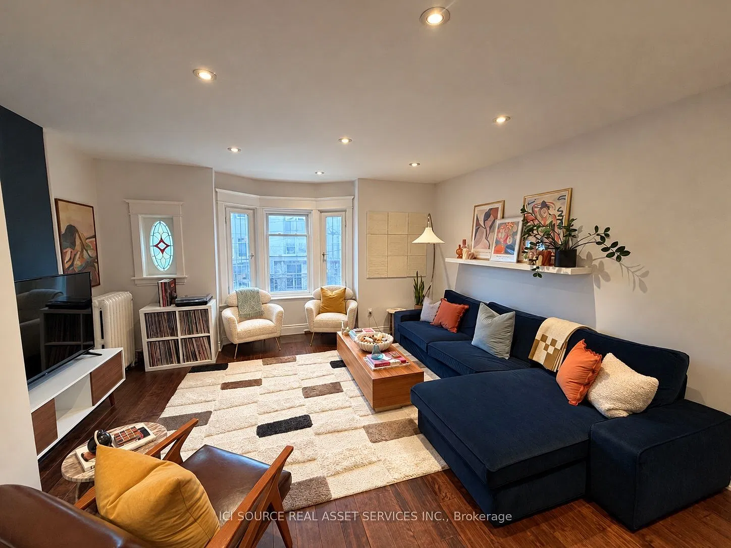 2 bed, $3,295 — Photo 1