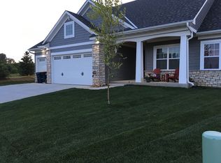 18283 Icon Ct, Lakeville, MN 55044