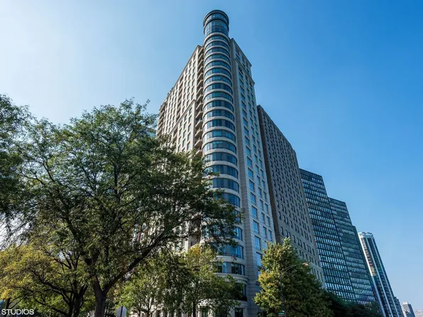 840 N Lake Shore Dr APT 1802, Chicago, IL 60611