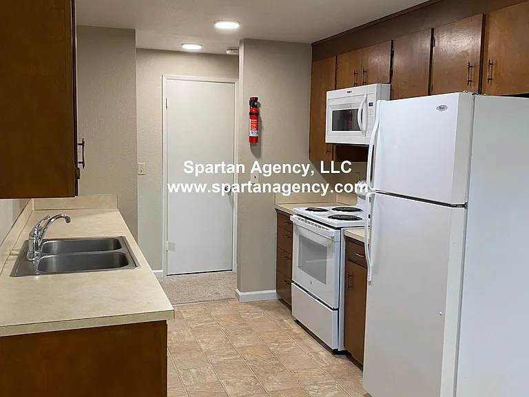 4111 4th Street Pl SW #C — Photo 8