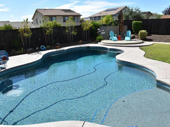 805 Spur Ct, Rocklin, CA 95765
