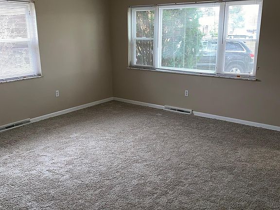 5th image of 3412 Phelps Ct APT 2