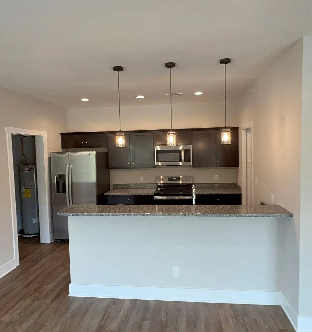 Jefferson Commons Commercial Apartments — Photo 1