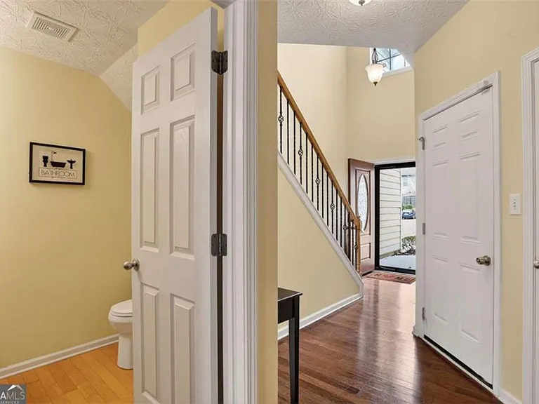 5556 Cascade Run SW — Photo 4