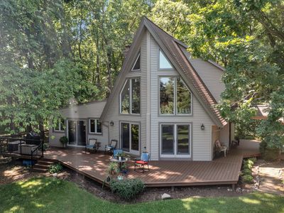 6599 Hellner Rd, Ann Arbor, MI, 48105