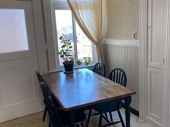 5th image of 1229 Green St