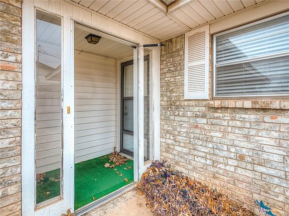 4th image of 207 Yukon Ave