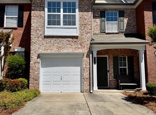 1102 Pleasant Oaks Ct, Lawrenceville, GA 30044