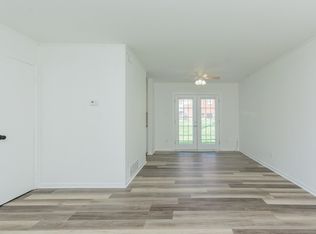 Greenbriar Townhomes, Greensboro, NC 27405