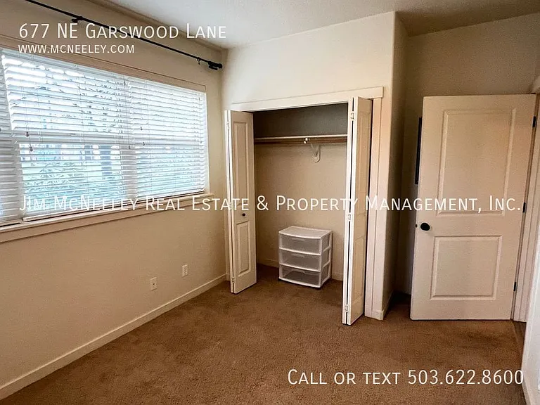 677 NE Garswood Ln — Photo 12