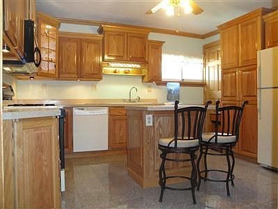 4th image of 6637 Poland Center Dr