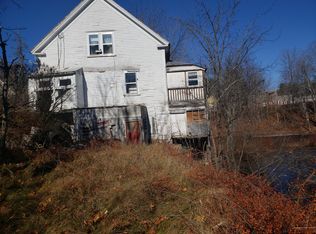 14 Butterfield Rd, Sumner, ME 04292