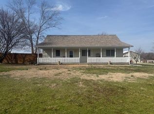 21561 Lawrence 1074, Monett, MO 65708