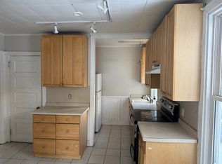 142 Sherman St #2, Portland, ME 04101