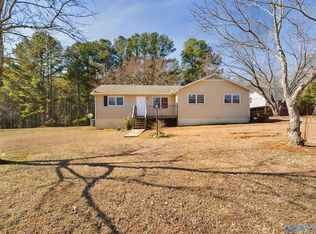 120 Naomi Dr, New Market, AL 35761