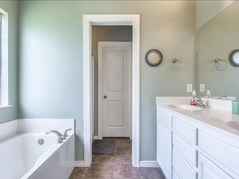 11220 S Cedar St W — Photo 12