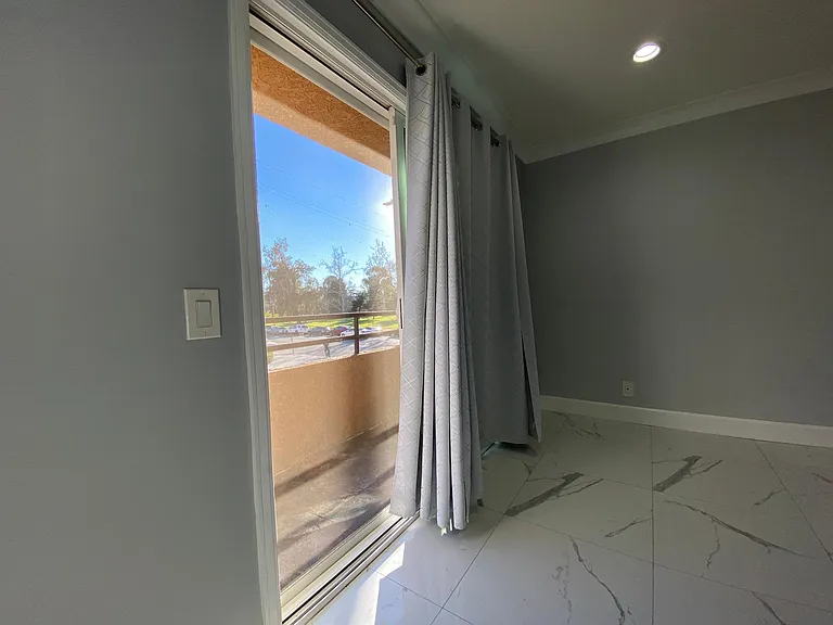 Bedroom Balcony (Magnolia Park View)