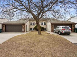 2123 W Jonathon Dr, Appleton, WI 54914