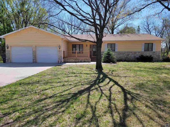 2520 Willow Ln, Emporia, KS 66801