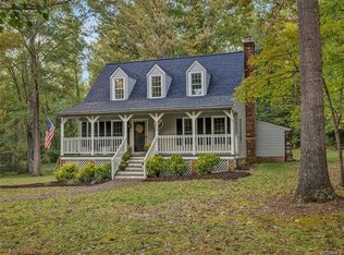 4800 Overlea Dr, Midlothian, VA 23112