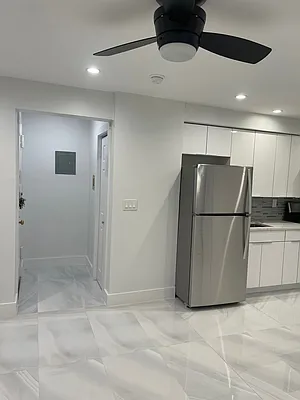 Rented by Owner | media 39