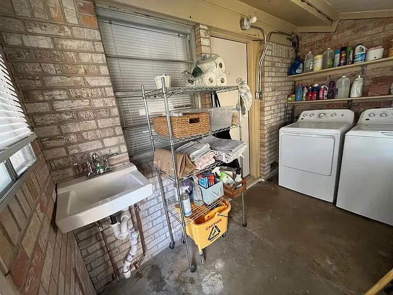 7103 Guadalupe St #A — Photo 11
