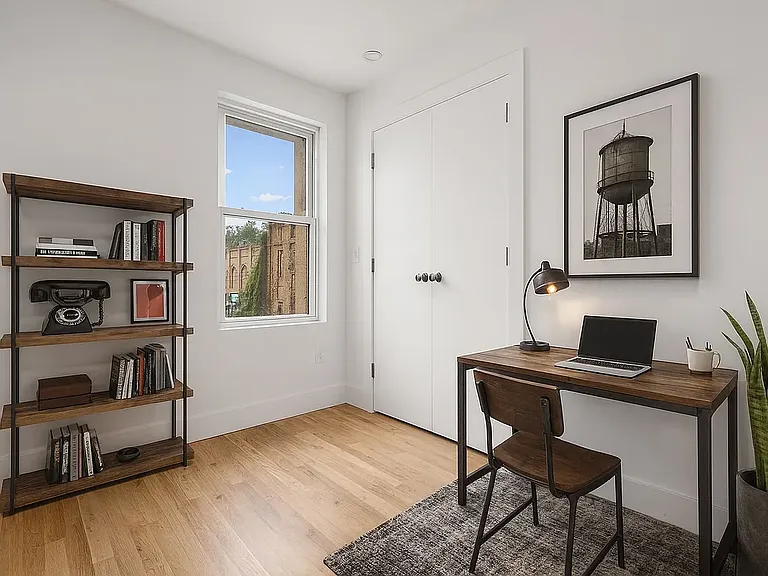 251 Van Brunt St #3 — Photo 9